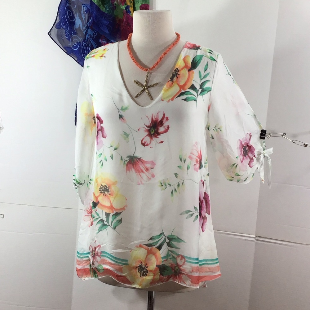 Belle France Floral V-Neck White silk blend tunic Blouse M NWT Italy